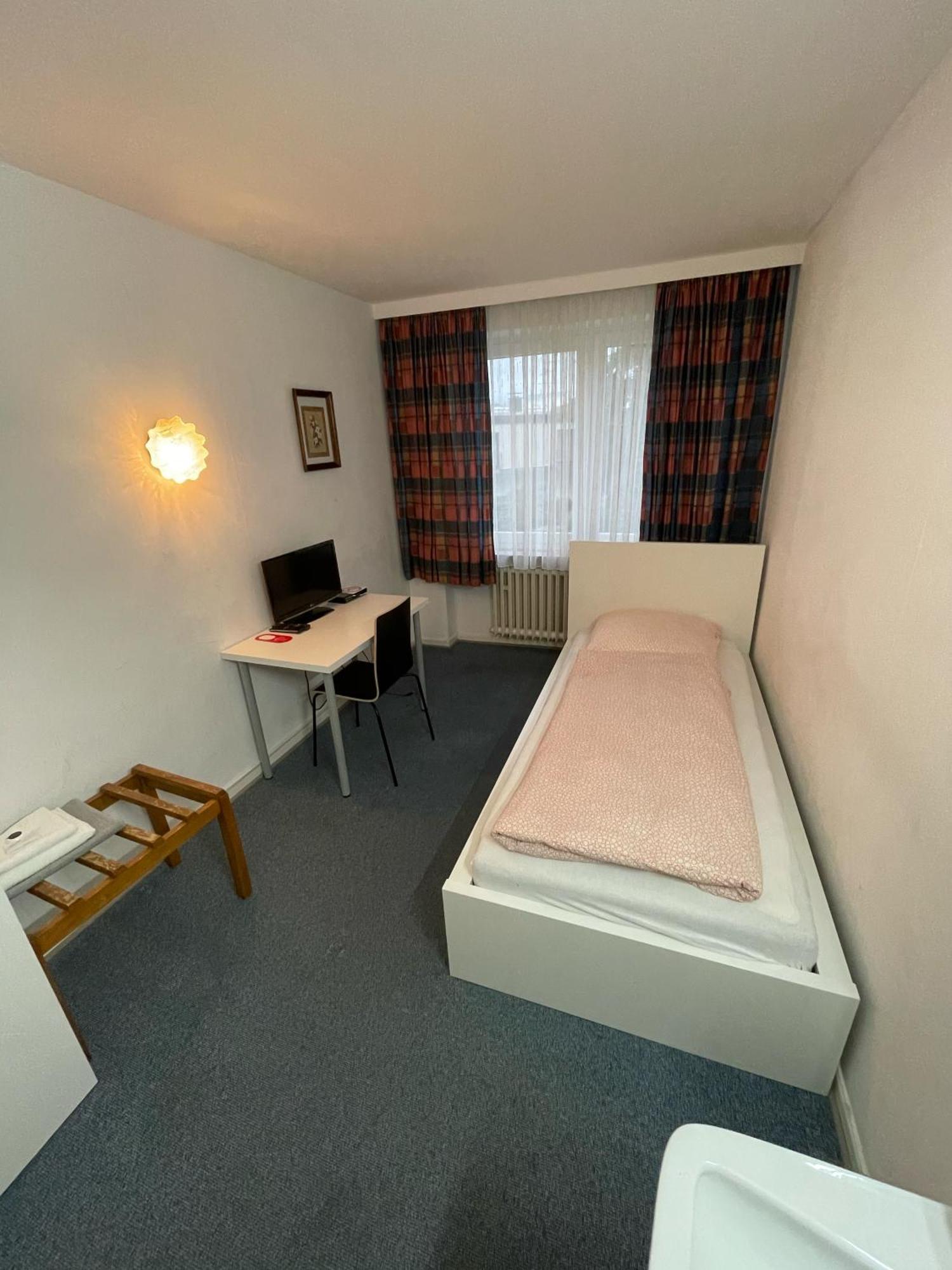 Haven Hotels - Hotel Am Stadion Leverkusen Pokoj fotografie